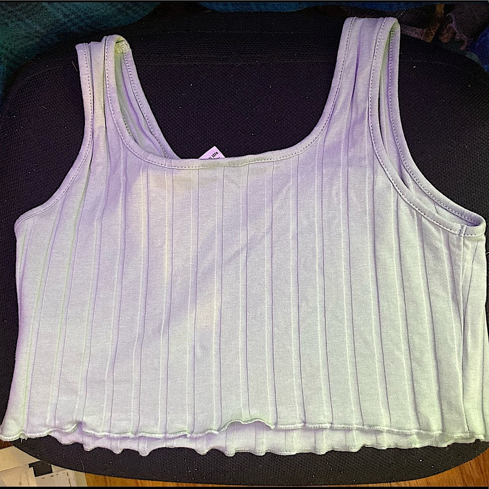 Green crop top
